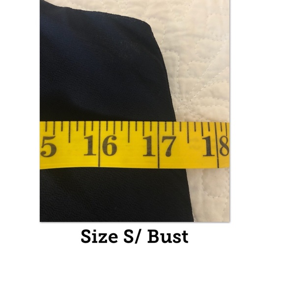 Black Top - Picture 5 of 6